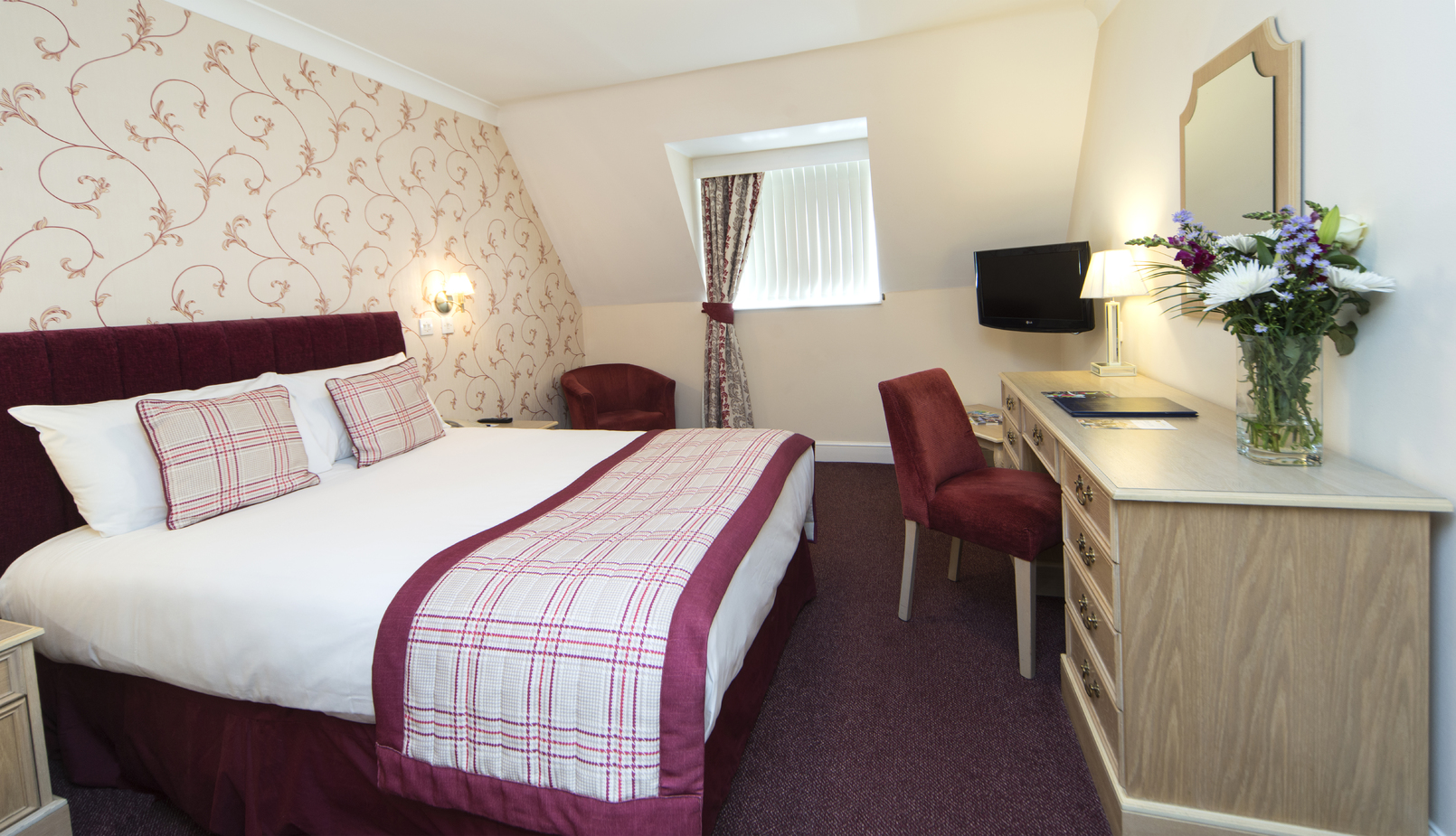 Calcot Hotel Rooms Calcot Hotel Rooms